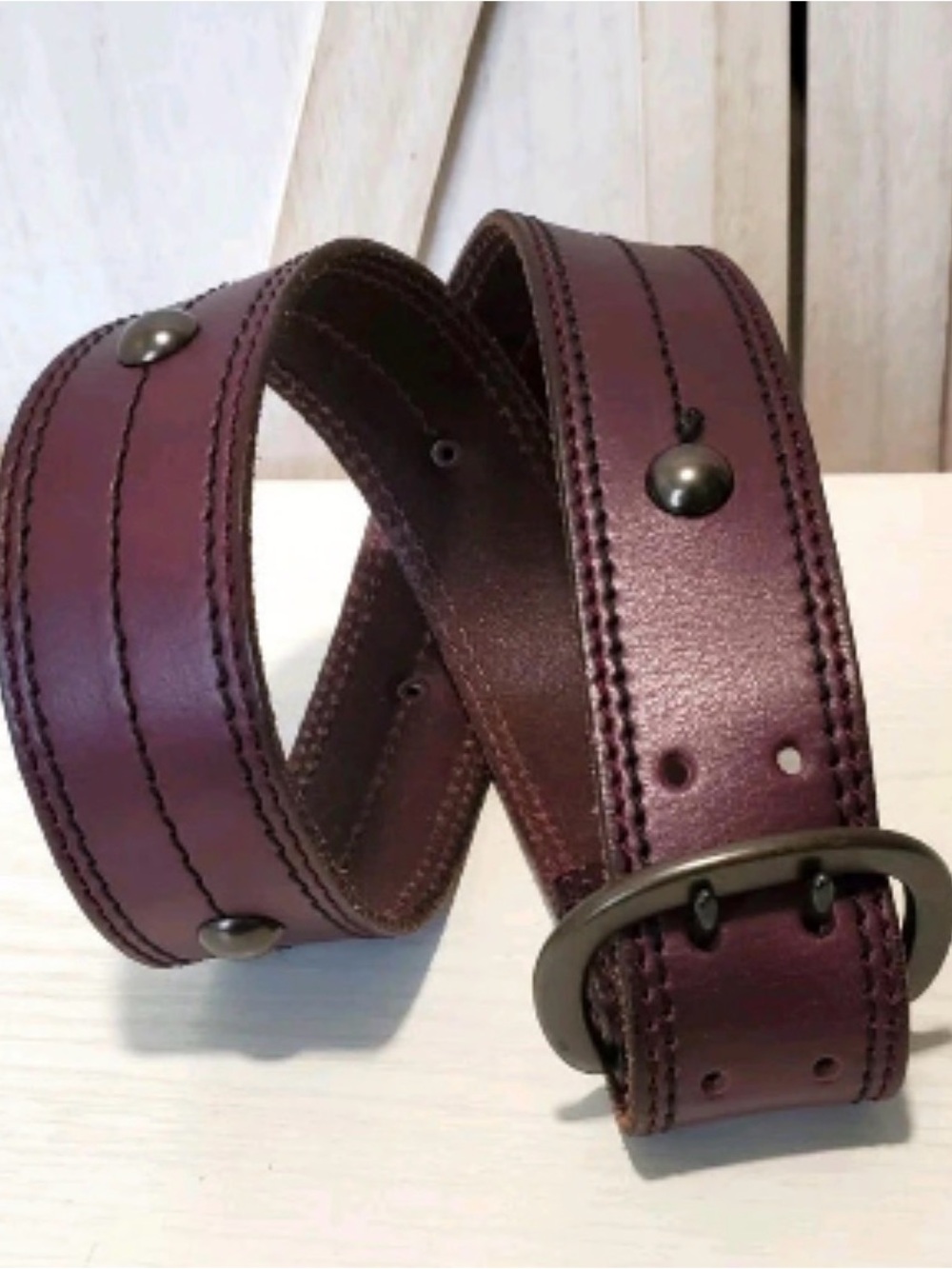 Linea Pelle Leather Studded Leather Belt in Plum